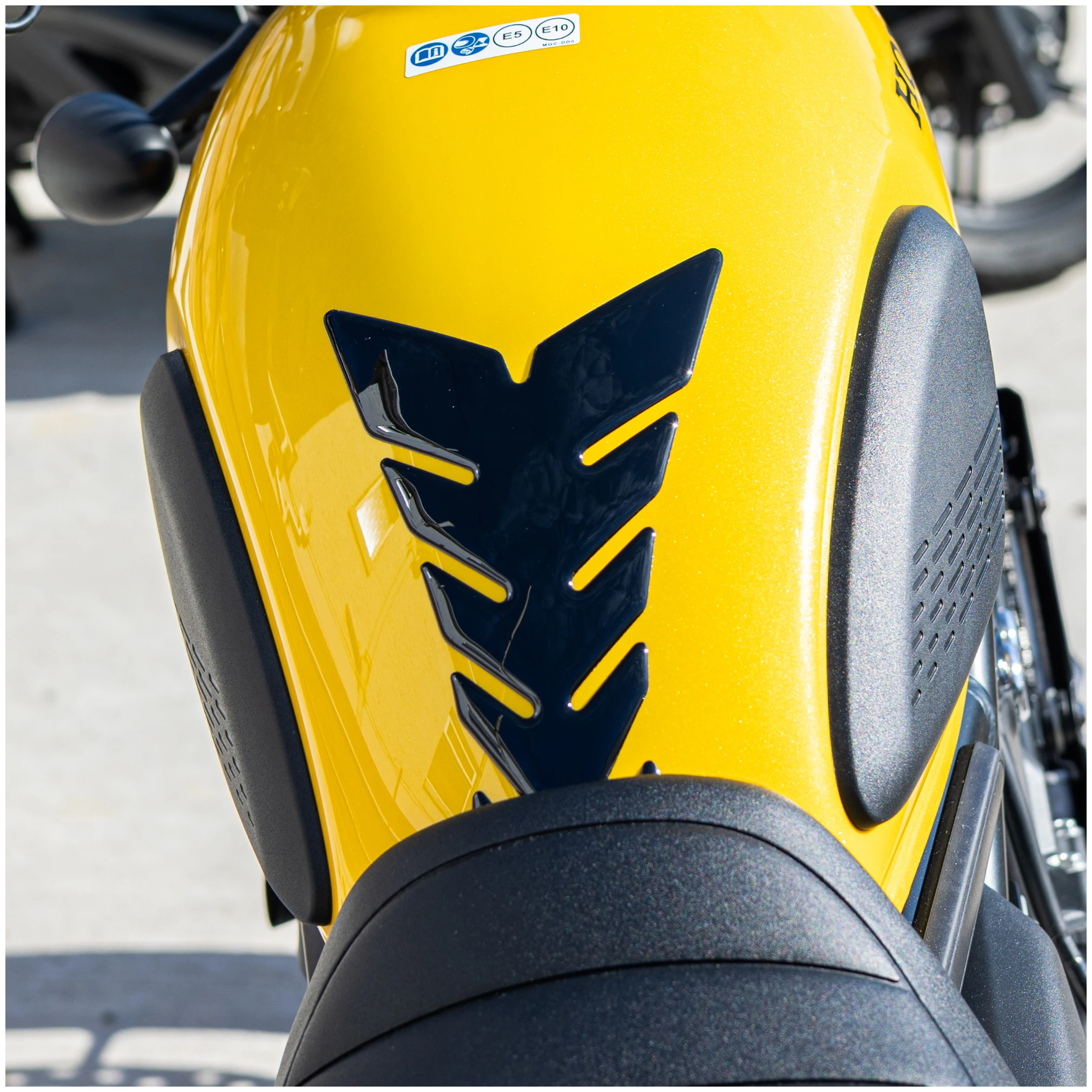 Riderr Riderr Tank Pad - V1